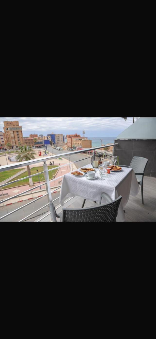 Hotel Calypso à Aïn El Turk Extérieur photo