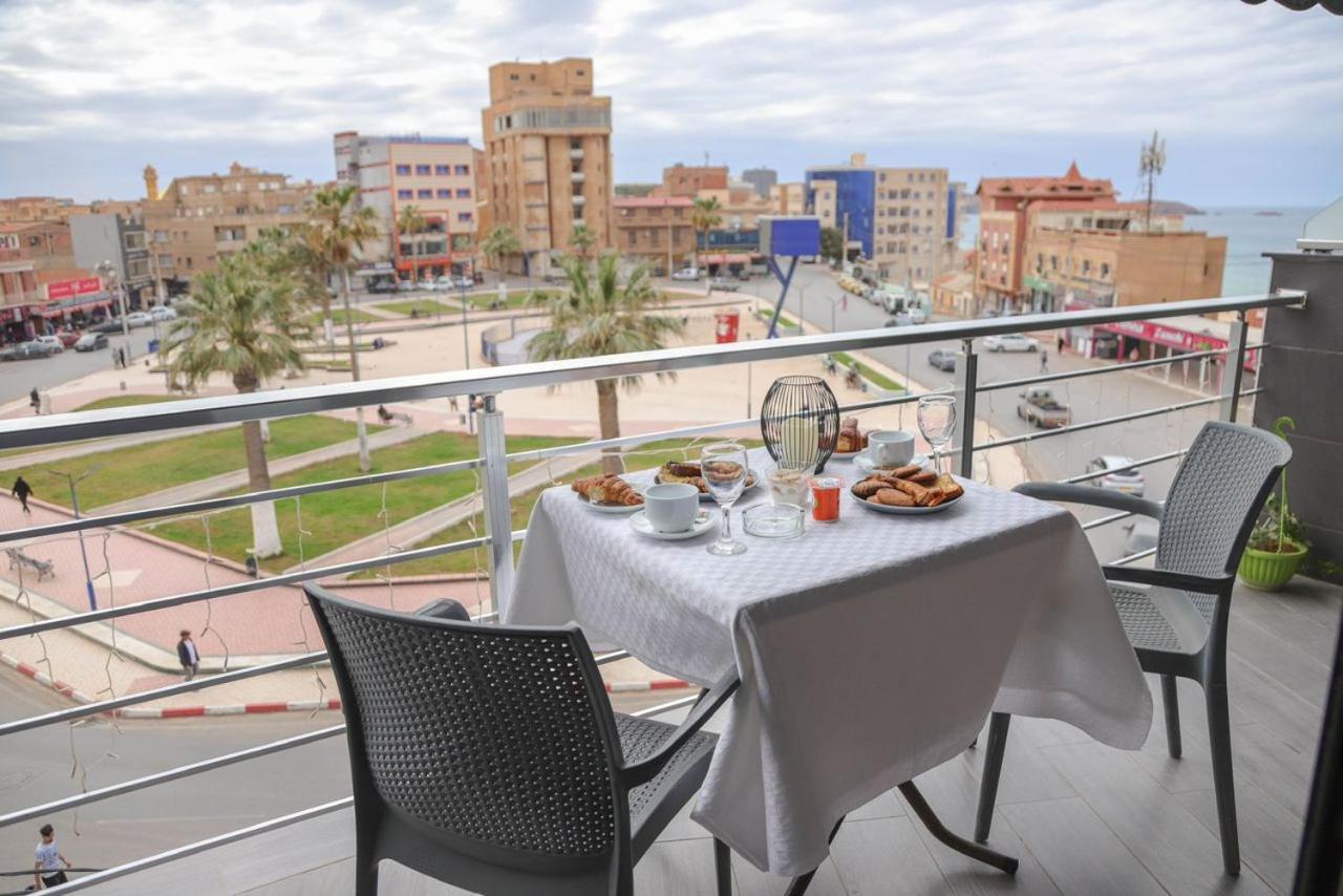 Hotel Calypso à Aïn El Turk Extérieur photo